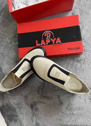 Удобные, басовые, комфортные, кожаные практичные туфли,лоферы,lapya,турция