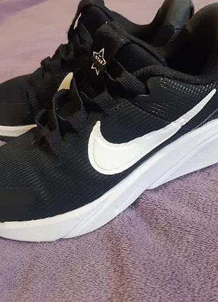 Кросівки  для хлопчика  nike star  runnet 4  27 р.