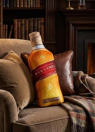 Подушка мягкая декоративная johnnie 15947 коричневая с красным top shop ua_