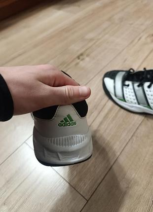 Кроссовки adidas 2