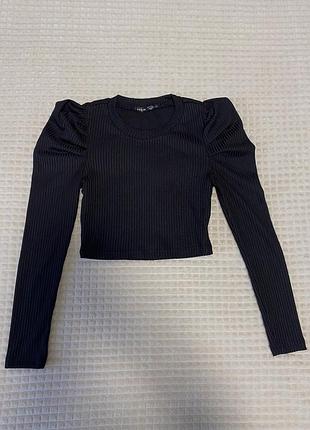 Чорна кофтинка shein з акцентними плечами xs