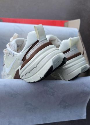 Nike v2k runtekk 8