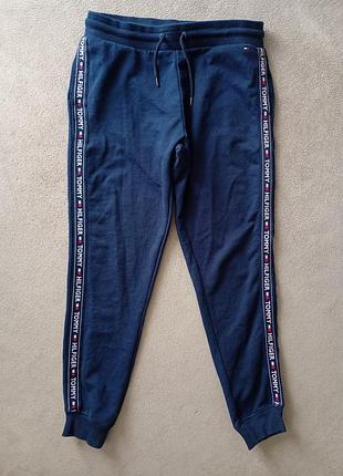 Брендовые спортивные штаны Tommy hilfiger.