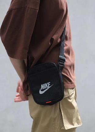 Сумка nike черная – выглядит сдержанно, служит точно