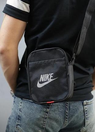 Сумка чорна чоловыча nike - стиль без шуму