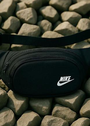 Бананка nike чорна спортивна - комфорт у русі, oxford 1000d