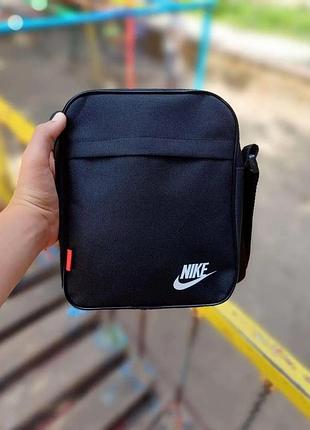 Nike мужская барсетка - лёгкая тканевая модель с отделениями