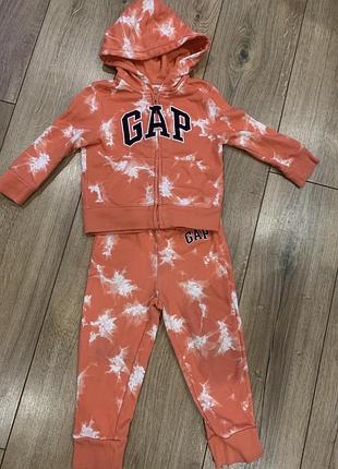 Спортивний костюм gap