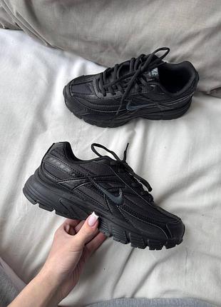 Кроссовки nike