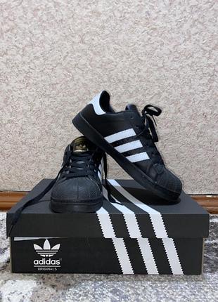 Кросівки adidas superstars (суперстарс, унісекс) 41