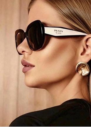 Сонцезахисні окуляри prada , оригінал, нові!