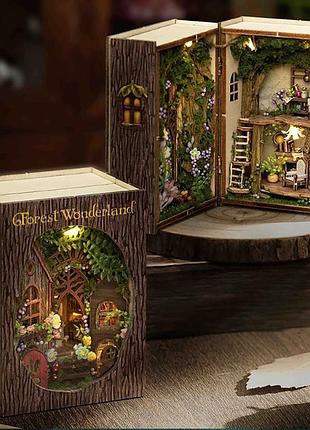Книжный нук-конструктор forest wonderland с led-подсветкой – 3d мини румбокс / сборный diy интерьерный декор в виде волшебного
