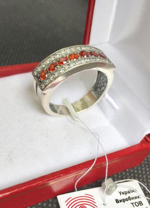 Новое красивое серебряное кольцо с куб.цирконием серебро 925 пробы1 фото