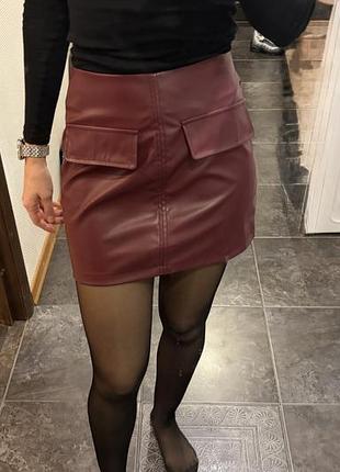 Шкіряна міні спідниця