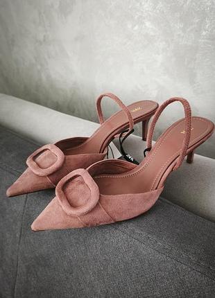 Туфли zara 37 размер босоножки на каблуке удобные обувь женская