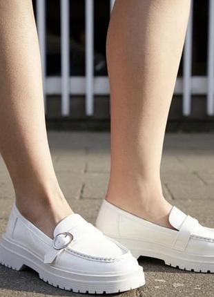 Жіночі лофери na-kd chunky round buckle на платформі