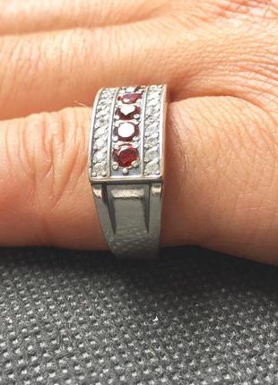 Новое красивое серебряное кольцо с куб.цирконием серебро 925 пробы5 фото
