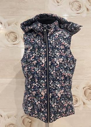 Жиллетка для дівчинки від h&m 134-140
