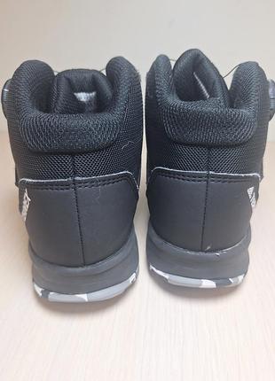 Ботинки adidas 5
