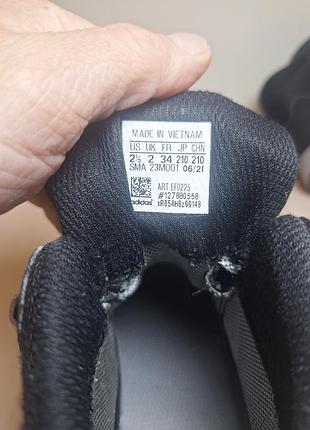 Ботинки adidas 9