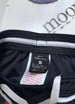 Nike шорти 6 років 2