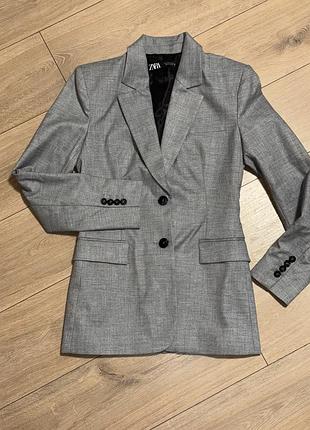 Жіночий сірий піджак zara розмір s