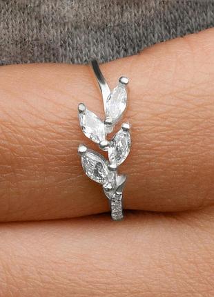Кольцо серебряное 925° с фианитами leaves 16