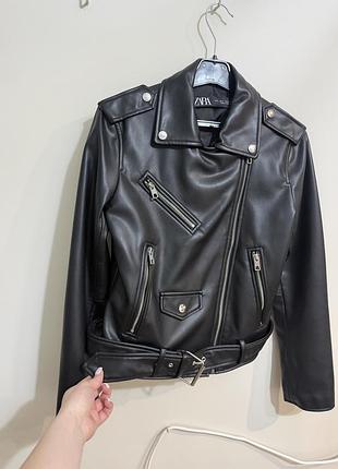 Кожаная курточка  /коженка zara s