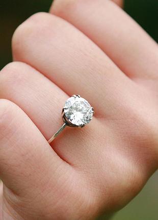 Кольцо серебряное 925° с фианитом luck 17