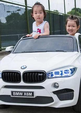 Детский двухместный электромобиль джип bmw x6m на аккумуляторе jj2168 белый
