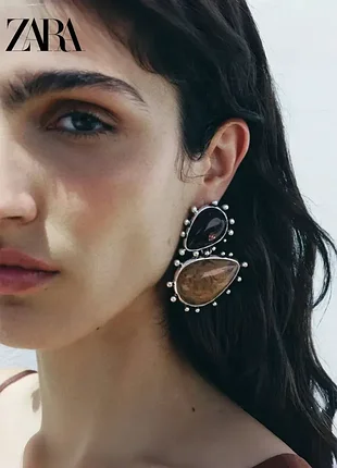 Крупные асимметричные двуцветные серьги zara🤎