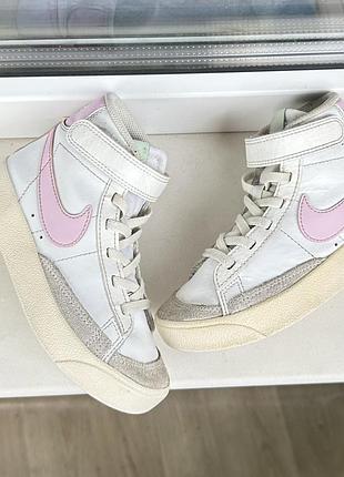 Оригінальні дитячі кросівки nike blazer air jordan найк 27,5-28 розмір