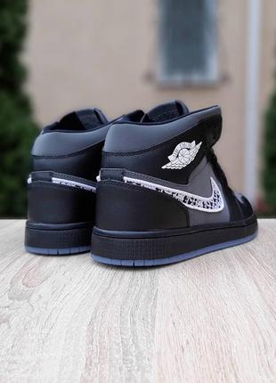 Крутейшие женские высокие кроссовки nike air jordan 1 retro high dior чёрные рефлективные4 фото