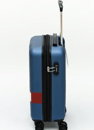 Французский ударостойкий чемодан 100%  поликарбоната на 4-ых колесах airtex  73462 фото