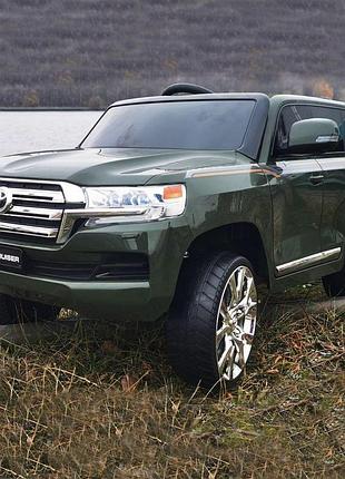 Дитячий електромобіль toyota land cruiser 4 wd з пультом р/у для дітей 3-8 років зелений
