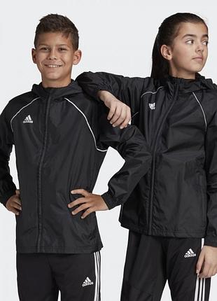 Ветровка adidas 9-10 років