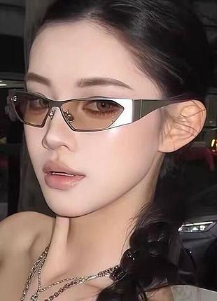 Очки солнцезащитные корейский стиль узкие футуризм серебристая оправа коричневые линзы one size (oc9221)