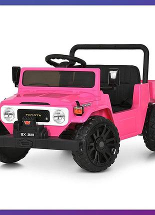 Дитячий електромобіль на акумуляторі джип toyota m 6308 з пультом радіокерування для дітей 3-8 років рожевий