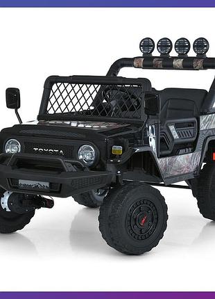 Детский электромобиль на аккумуляторе двухместный джип toyota m 2566 с пультом р/у для детей 3-8 лет камуфляж
