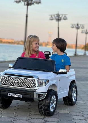 Детский электромобиль на аккумуляторе джип toyota jj2266 с пультом радиоуправления для детей 3-8 лет белый