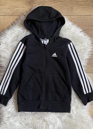Стильне спортивне худі adidas