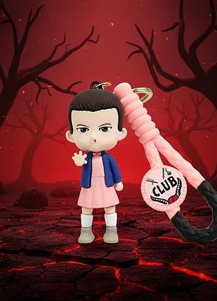 Брелок фигурка одинадцять из сериала очень странные дела stranger things eleven на ключи рюкзак сумку пенал, игрушка 8 см