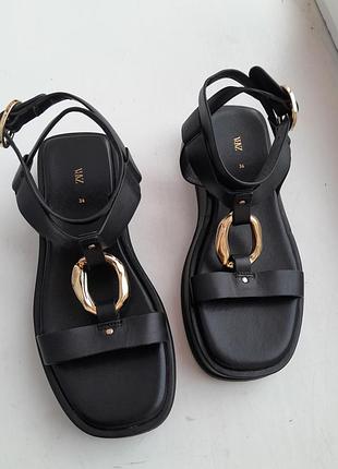 Босоножки 36-37р zara