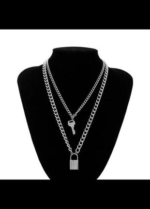 Ланцюжок з замочком і ключиком