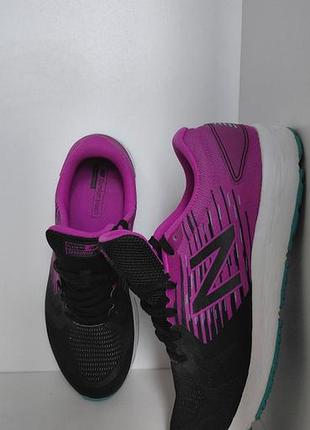 Кросівки new balance