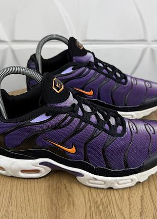Оригінальні кросівки nike air max plus og voltage purple.