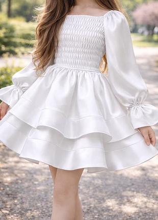 Плаття на дівчинку