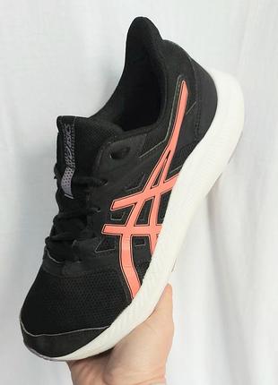 Женские кроссовки asics