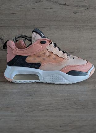 Кроссовки б/у найк nike jordan air max 200 coral 37-38 р 24 см