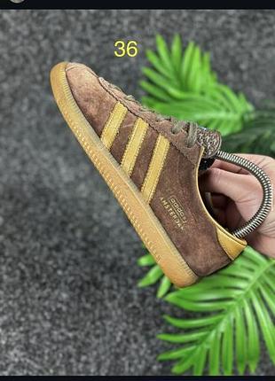 Adidas amsterdam розмір 36